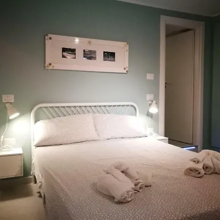 Simply House In 2 * باري